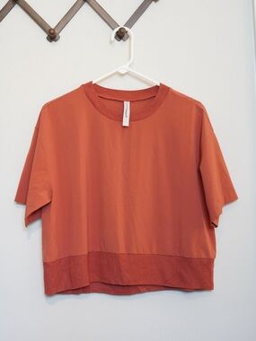 Athleta Short Sleeve Crop Tee - Rust - Size Small